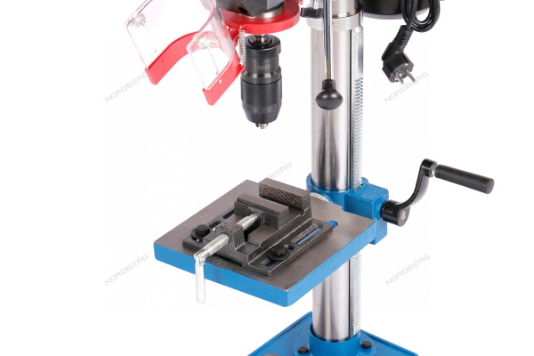 Станок сверлильный с тисками, 450 Вт, 16 мм, 12 скоростей ND1651
