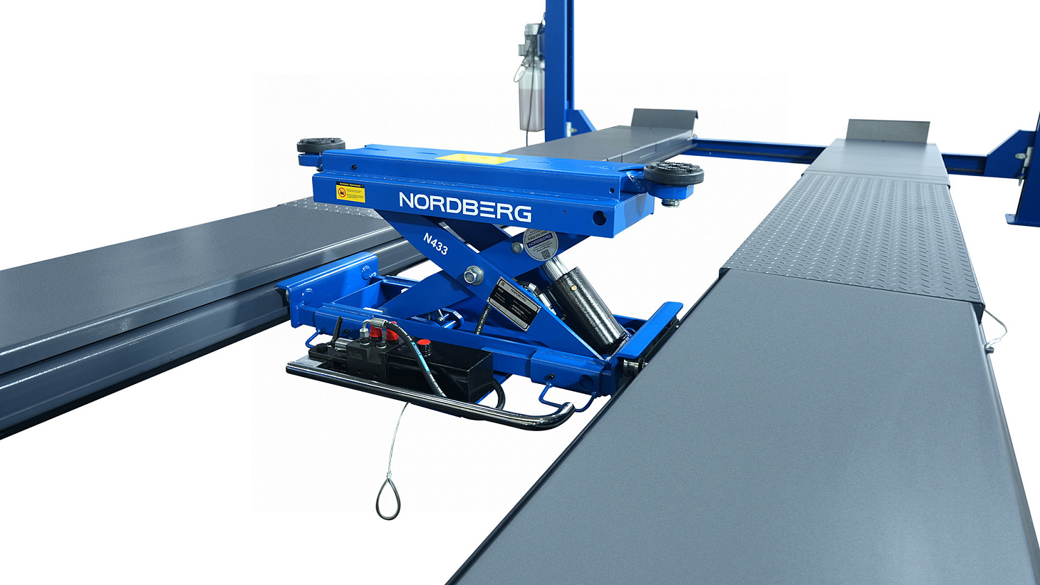 Подъемник 4-стоечный 5 т, c ручной траверсой 3 т N433, для сход-развала, электростопоры, 380 В, синий/серый 4450J_EG/EB(M)